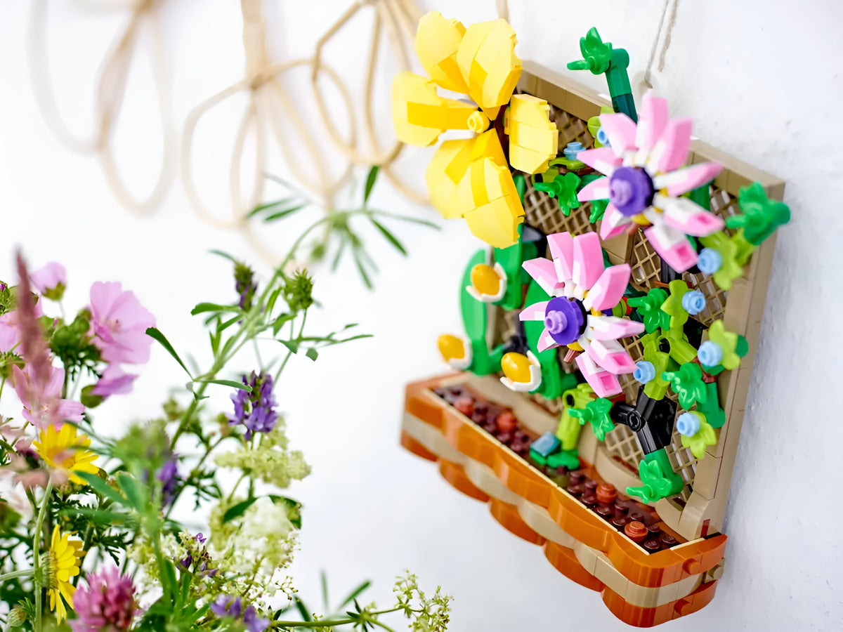 LEGO 40683 Flower Trellis Display 440pcs - Limited Edition Store Exclusive