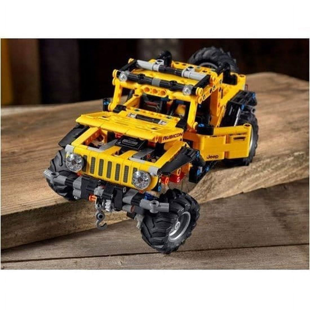 LEGO 42122 Technic Jeep Wrangler 4x4 Toy Car, Off Roader SUV Model Building Set
